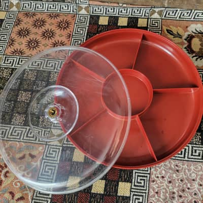 dry fruit tray, sandwich toaster and lamps