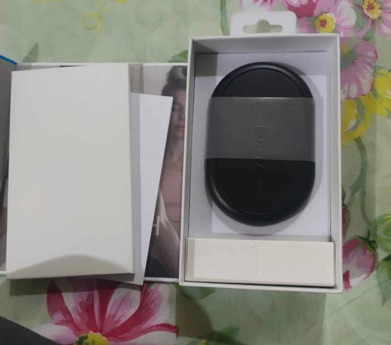 Wireless microphone 1