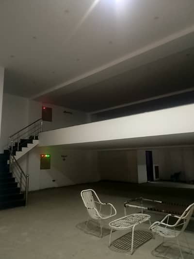 2000sqft double heighted hall available in Johar town