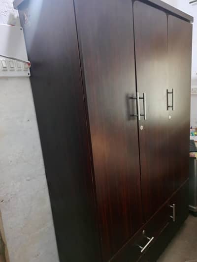 3 door almari with 3 drawer