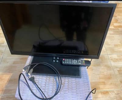 Tcl tv 28"inches led  sel only Rs 16000