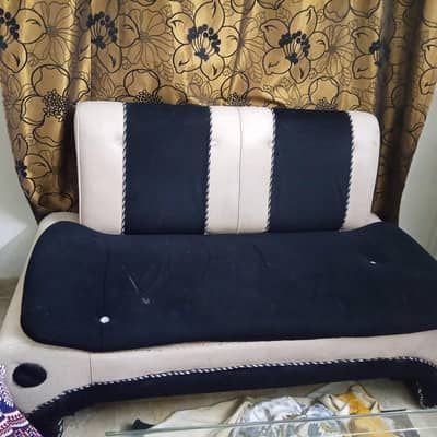 3 seater sofa For sale