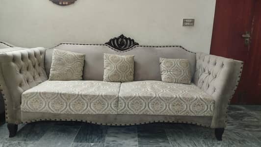 7 Seater Sofa Set in Excellent Condition