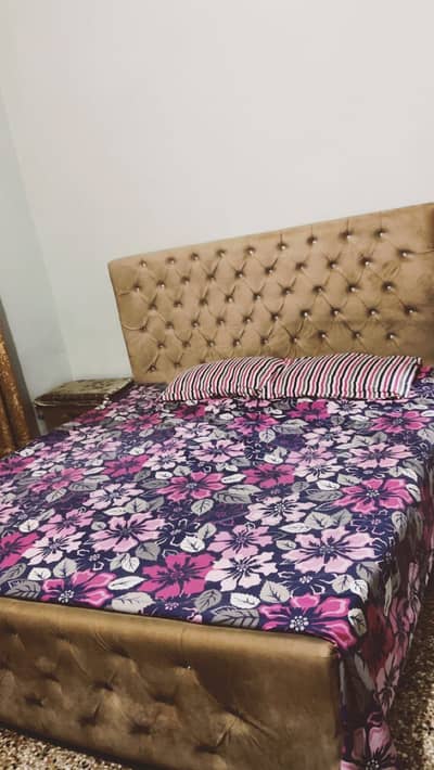 Velvet fawn bed with side tables without molty foam