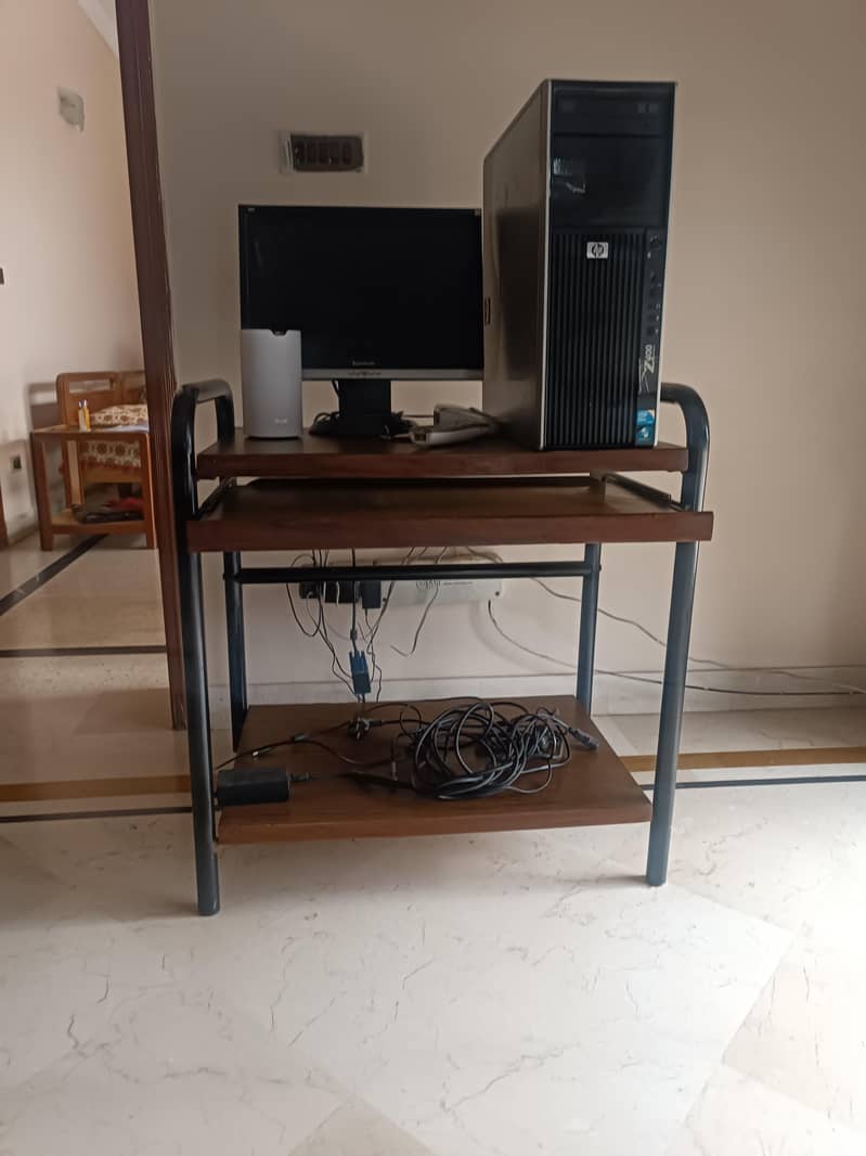 Computer table. . . . . study table 4