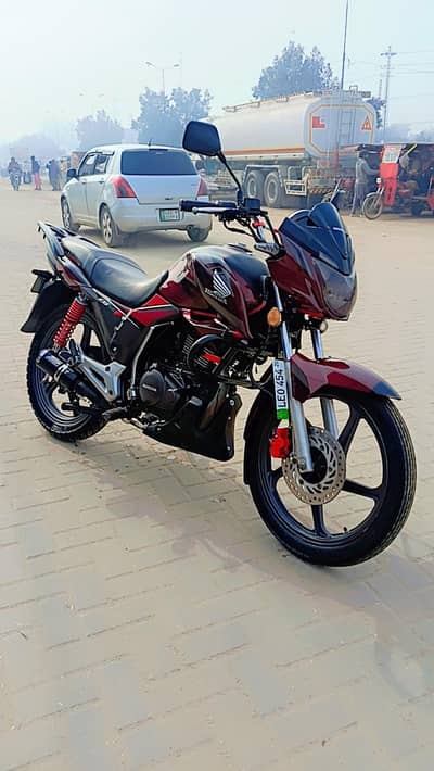 Honda cb 150f lush conditions