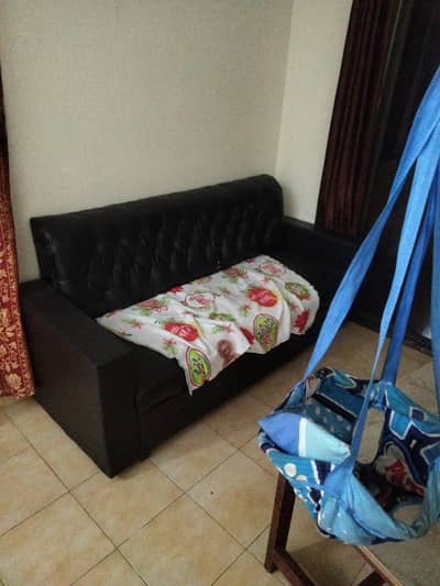 5 seater leatheroid sofa