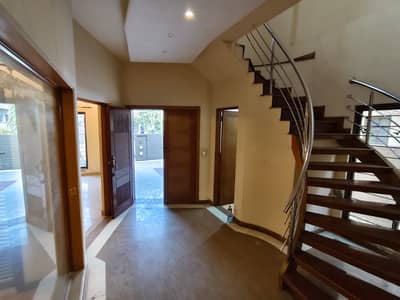 10 Marla Brand New House For Sale In Phase 8 Ex Air Avenue DHA Lahore