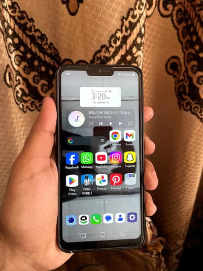 LG g7 Thinq. 03-27-293-03-80