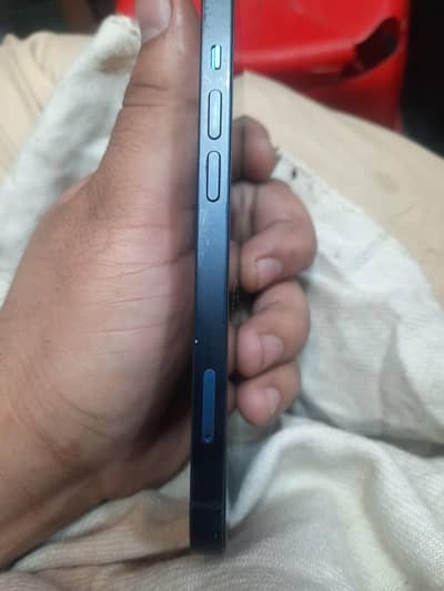 iPhone 13 128 gb mdm