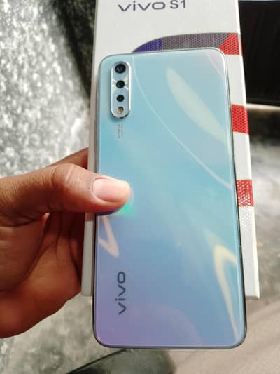 Vivo s1 8/256