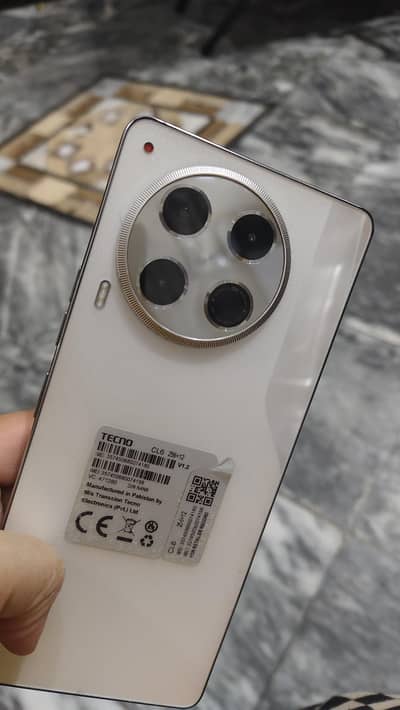 TECHNO CAMON 30 with Full Box 12/256 Gb