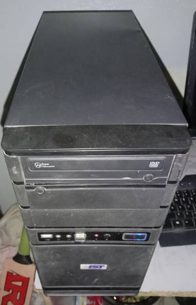 Core i5 3rd gen | 16 GB ram | 1 GB DDR 5 Graphic card