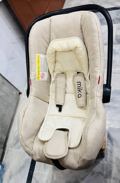 Baby car seat