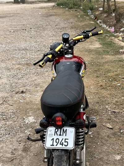 MR 70 (cafe racer style)