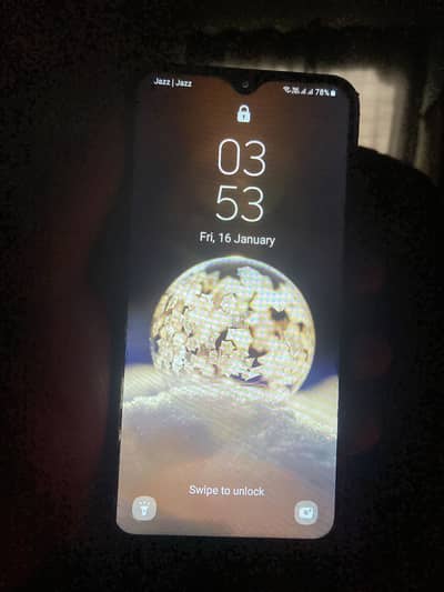 Something a 10 condition 10 x 8 urgent sale