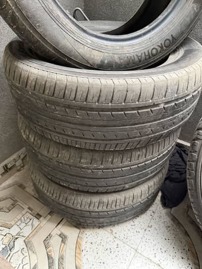 215-55-16 Yokohama blue earths