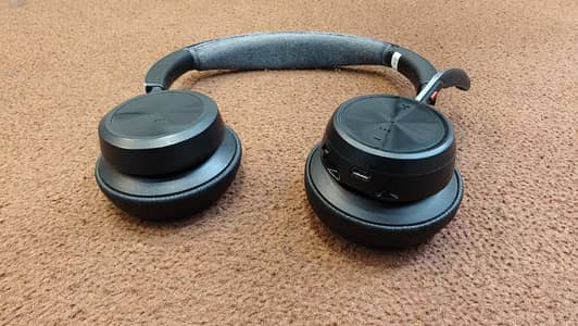 PLANTRONICS POLY Voyager Focus 2 UC WIRELESS /BLUETOOTH HEADPHONE