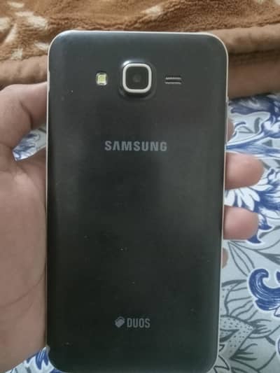 Samsung Galaxy J7