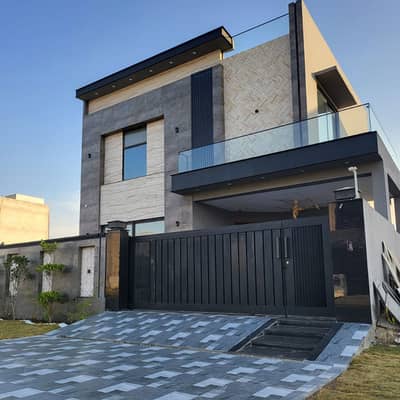 DHA Phase 7 Lahore 10 Marla Brand New Modern Design House For Sale