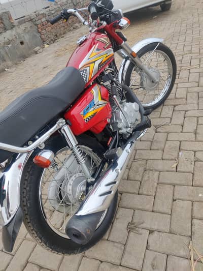 New Honda 125 2025 red colour