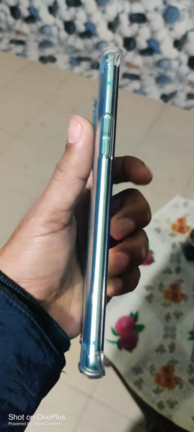 oneplus 8 pro 35000 price 10/10 original quality display line