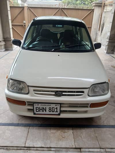 body 75% genuine engine good