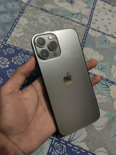 iphone 13 pro max Water Pack 93% health