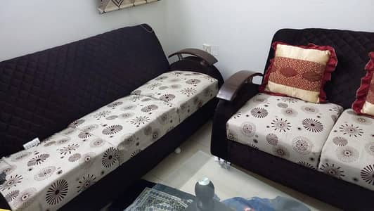 7 seater sofa set in a very good condition for sale.