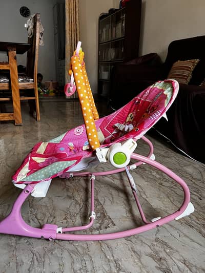 Infant to toddler baby rocker