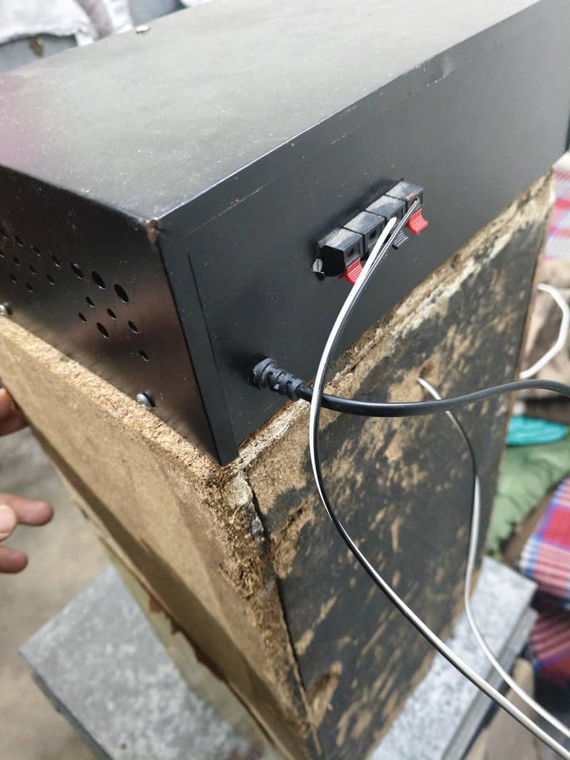 Speaker & amplifier 2