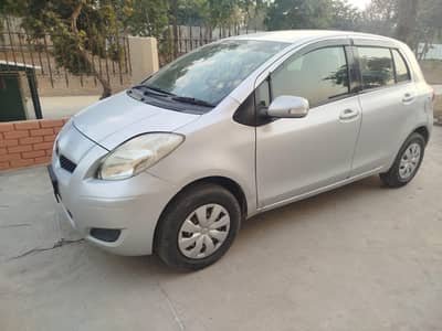 Toyota vitz 2010 reg 2013 awesome condition