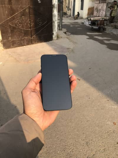 iPhone 13 Factory Unlock Waterpack