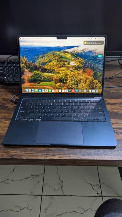 Macbook Air M2 13" 16gb 256gb with box