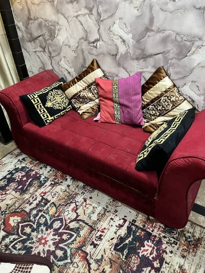 Mahroon Sofa deewan