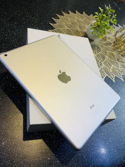 Apple Ipad AIR 16GB with Excellent Battery timings