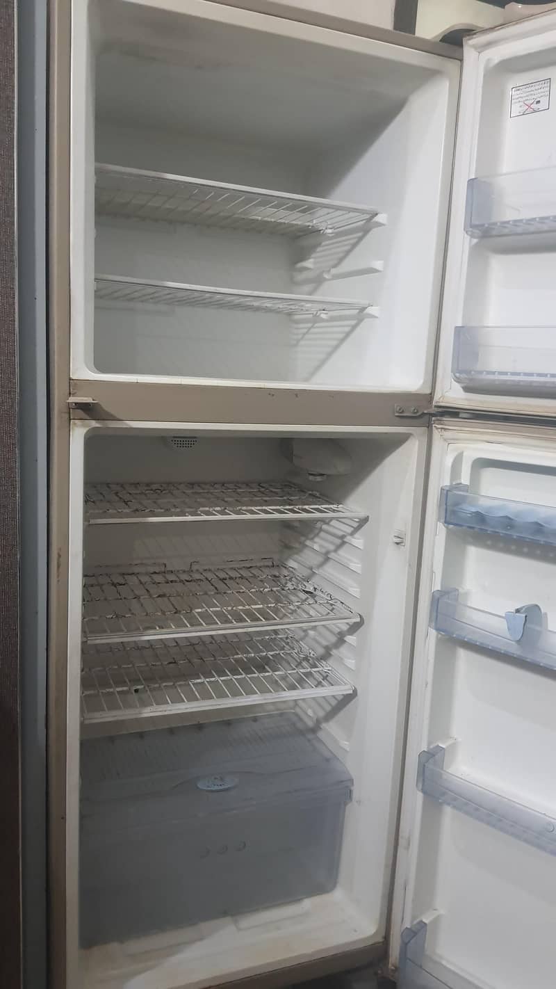 fridge 0