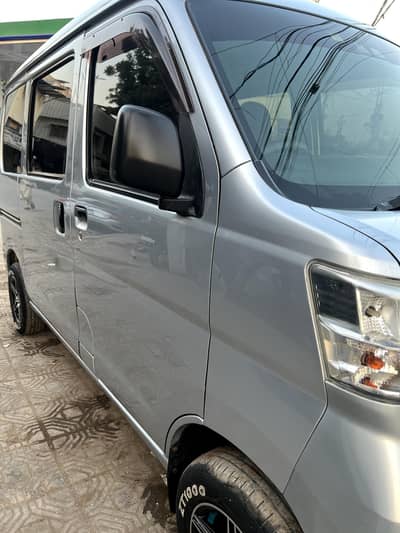 Daihatsu Hijet 19 24