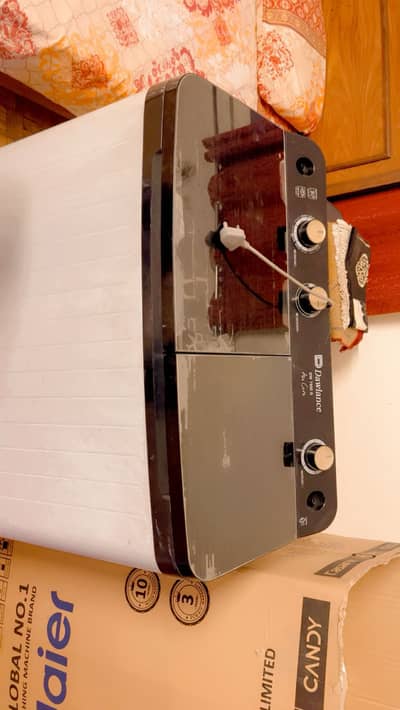 TWIN TUB / BLACK GLASS WASHING MACHINE