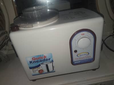 domaker 1 mounth used 10 by 10 condition