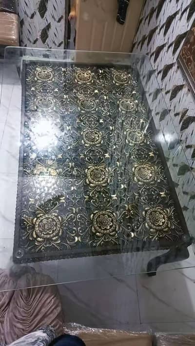 6 seater dining table  royal design brand new 10 by 10