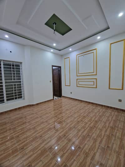 5 MARLA LOWER PORTION FOR RENT IN AFTAB GARDEN NEAR COLLAGE ROAD LAHORE