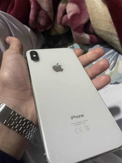 I phone XS max 64 GB