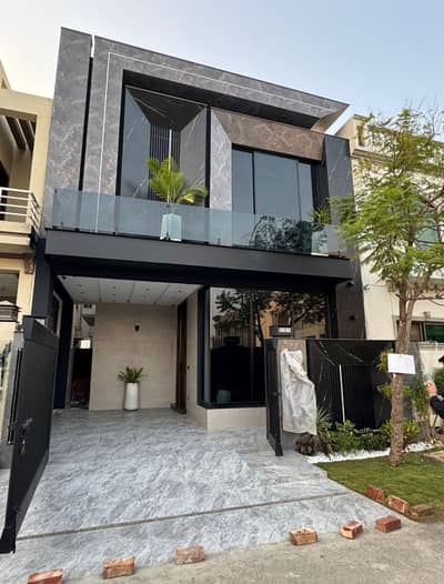 5 MARLA MODERN DESIGN HOUSE FOR RENT IN DHA PHASE 9