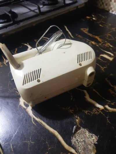 Beater perfect condition 5 speed settings