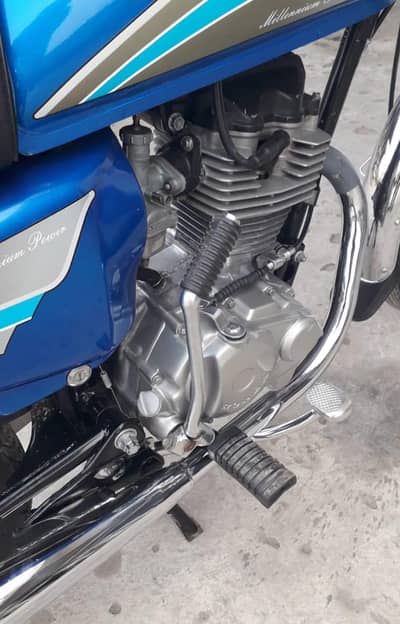 Honda 125 cc bike for salemy WhatsApp number 03264095691