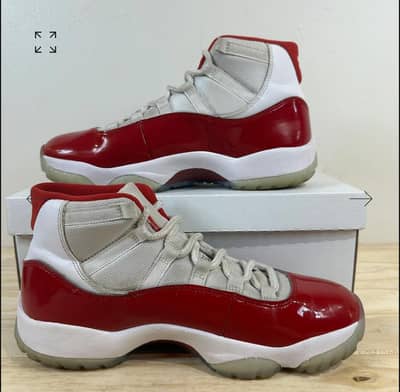 Orignal Nike Air Jordan retro 11