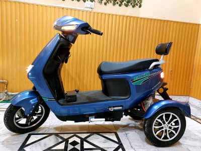 YJ Future Scooty Urgent For Sale | 3 Wheels Scooty | Best For Old Ages