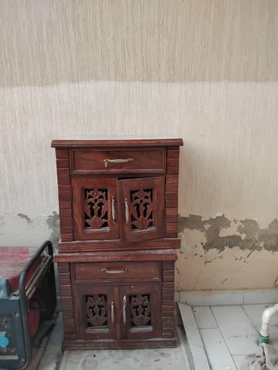 cheneoti Bed king size with side table  dressing mirror