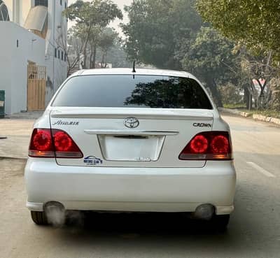 CROWN ATHLETE 2004 Model